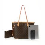 Saianna luxury travel tote bag versatile bag - Image 2