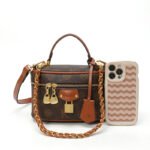 Saianna structured square shoulder crossbody bag - Image 3